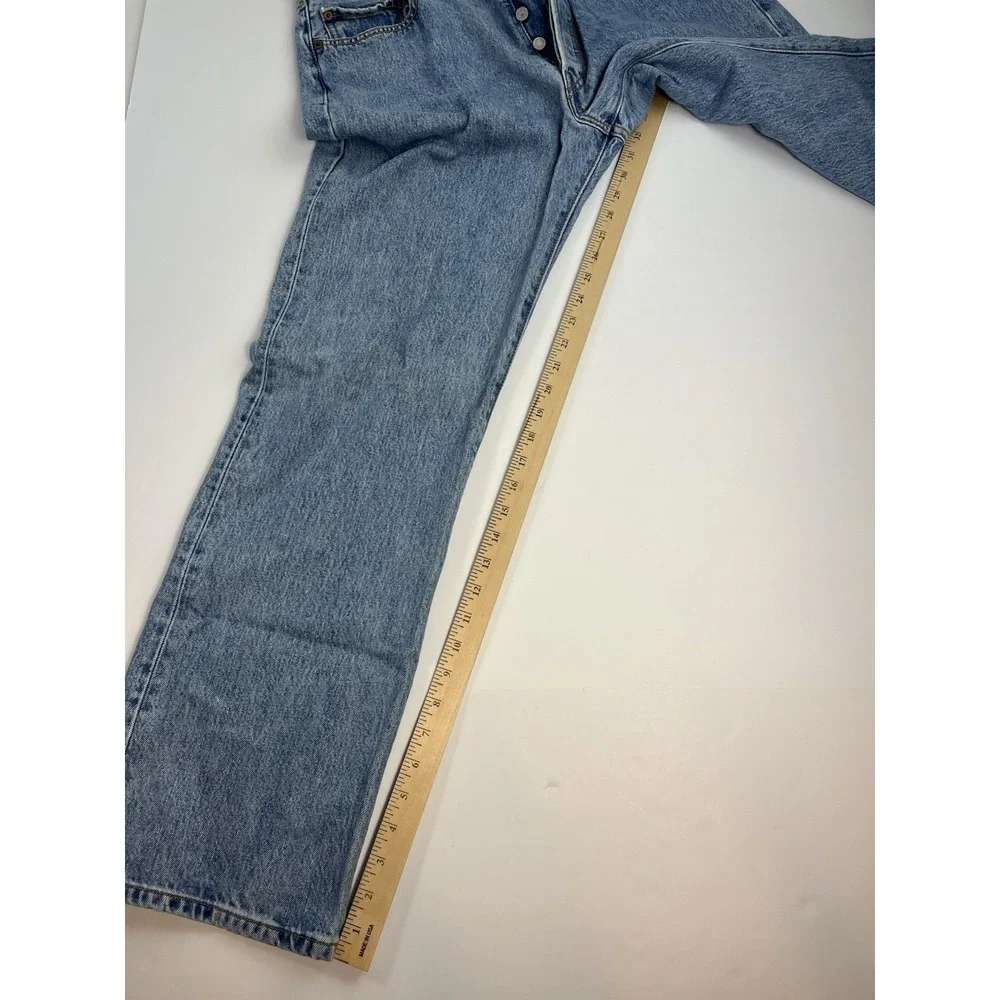 Levis 501 Jeans Mens 34x31 Blue Button Fly Medium Wash Denim Y2K Vintage